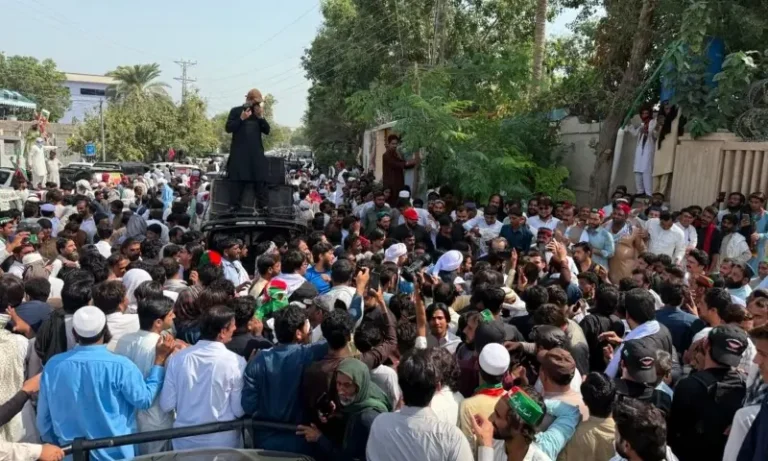 Protest demonstrations against PTI long march held