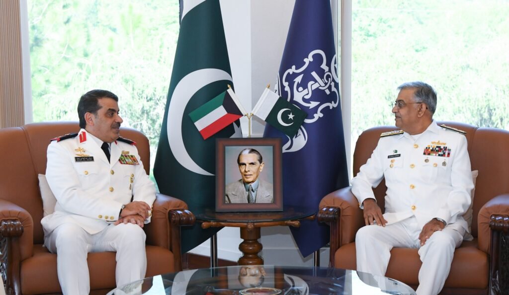 Pakistan, Kuwait reaffirm commitment to strengthen naval cooperation