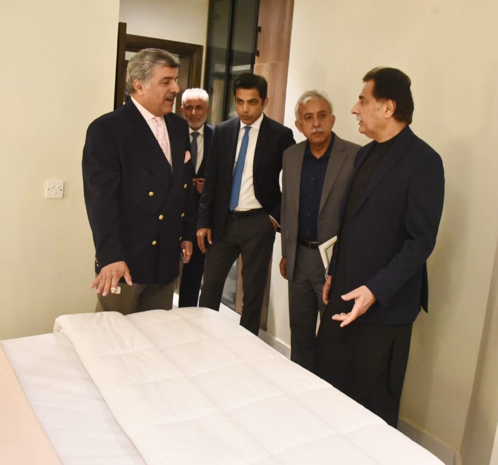 Ayaz, Deputy Speaker visit 104 additional family suites project