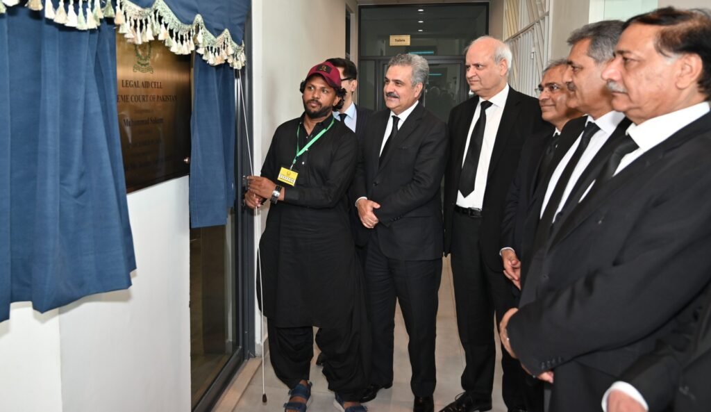 1818; SC inaugurates call center for legal aid and advice