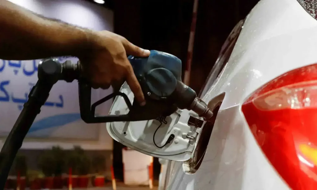 Diesel price increased by Rs1.64 per litre, petrol rate cut by Rs1.60