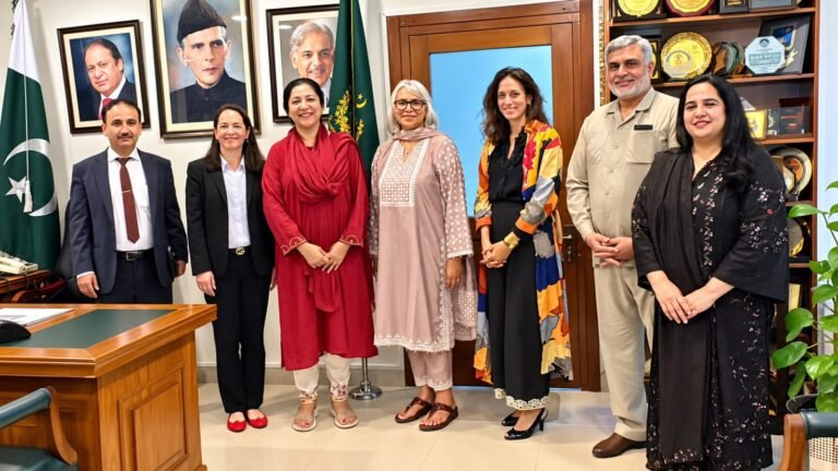 Wajiha Qamar, WFP join hands for girls’ education,school meals