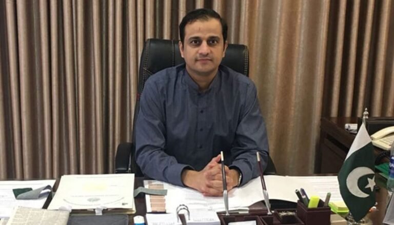 Mayor Karachi expresses grief over deaths of children and teachers in Peshawar School Incident