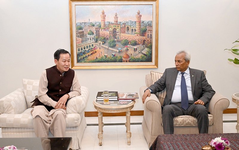 Governor of Sindh Syed Muhammad Nehal Hashmi meets Consul General of the Republic of Korea Joohoon Kim at the Republic of Korea Consulate.