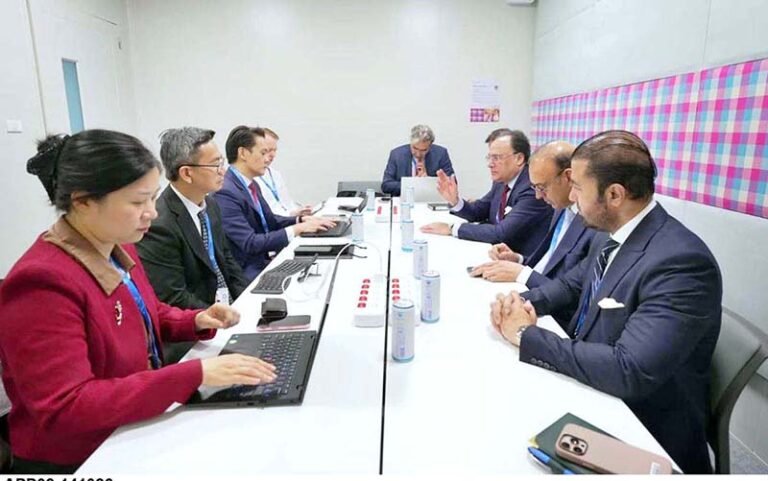 Federal Minister for Finance and Revenue, Senator Muhammad Aurangzeb, meeting with representatives of S&P Global Ratings to discuss Pakistan’s economic progress, sovereign credit outlook and reform priorities.