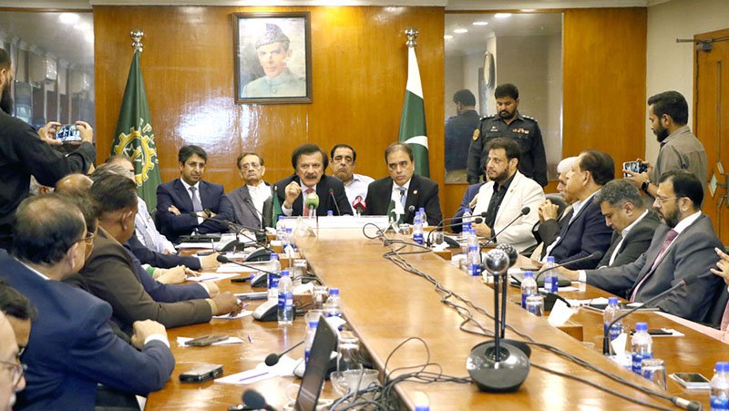 Advisor to the Prime Minister for Industries and Production Haroon Akhtar Khan, Minister of State for Finance Bilal Azhar Kiani and FPCCI Senior Vice President Saquib Fayyaz Magoon address participants during a visit by a Special Investment Facilitation Council (SIFC) delegation to FPCCI.
