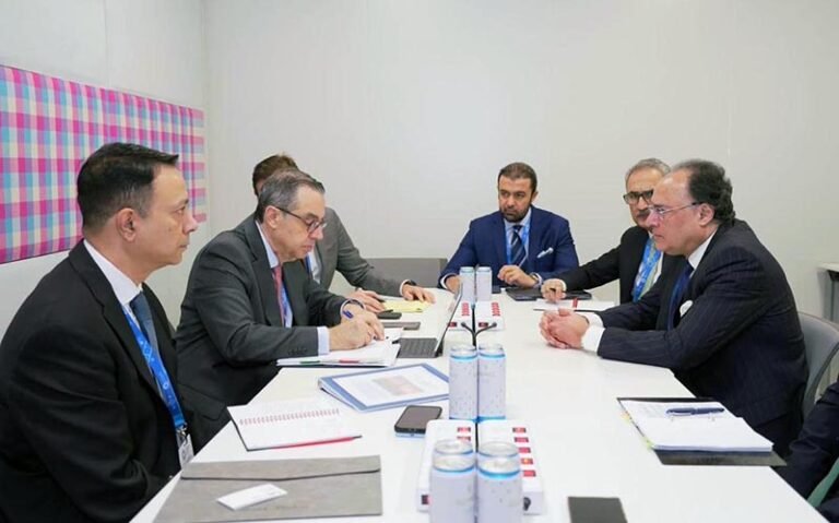 Federal Minister for Finance and Revenue, Senator Muhammad Aurangzeb, meeting with Imad Fakhoury, IFC Regional Vice President for the Middle East and Central Asia, to discuss private-sector-led growth, investment and development cooperation.