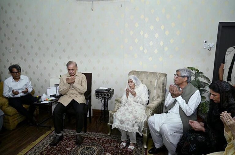 Prime Minister Muhammad Shehbaz Sharif offers condolence over the demise of member of the National Assembly Mehmood Bashir Virk