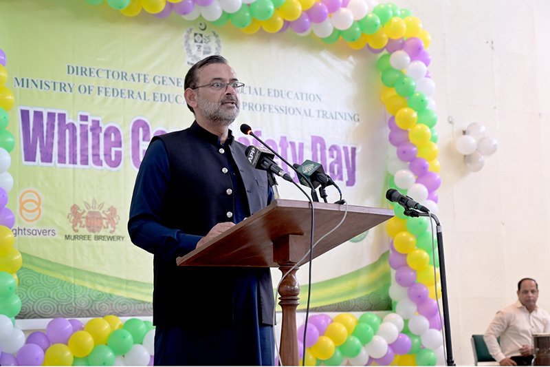Additional Secretary at the Ministry of Federal Education and Professional Training (MoFEPT), Hassan Saqlain, addresses a ceremony marking White Cane Safety Day, organized by the Directorate General of Special Education at G-7/2.