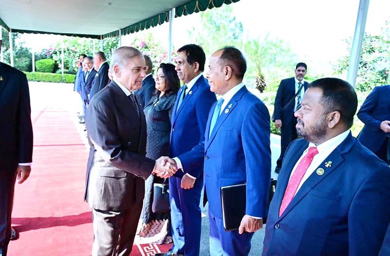 Prime Minister Muhammad Shehbaz Sharif shakes hands with members of the delegation led by the President of the Maldives H.E. Muhammad Muizzu at Prime Minister's House