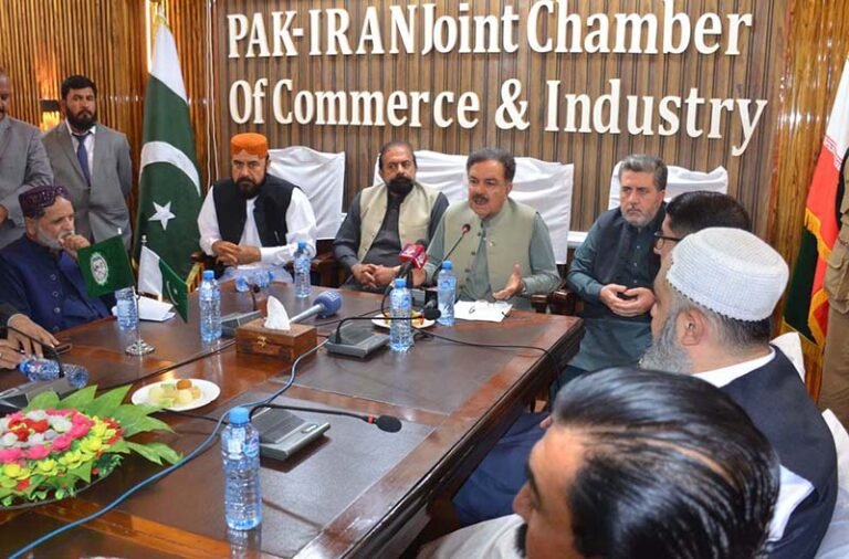 Governor Balochistan Jaffar Khan Mandokhel addressing at Pak-Iran joint Chamber of Commerce & Industry.