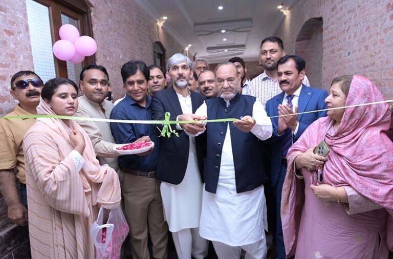 Punjab Minister for Labour and Manpower Muhammad Mansha Ullah Butt and MPA Chaudhry Faisal Ikram inaugurate a day-care center at Government Murray College.