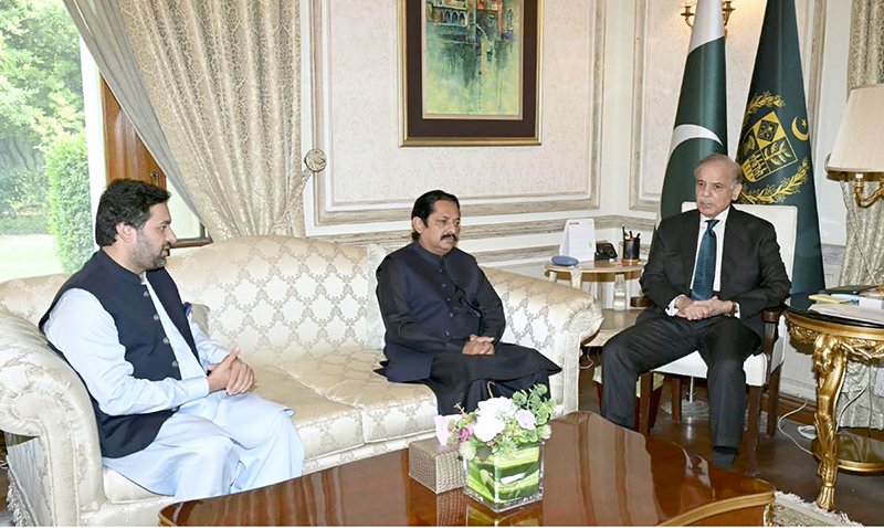 Malik Munir Iqbal Channar, Member of National Assembly and Deputy Speaker Punjab Assembly Malik Zahir Channar called on Prime Minister Muhammad Shahbaz Sharif