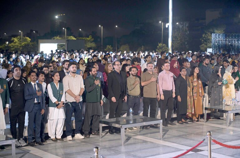 Federal Secretary for the Ministry of Information and Broadcasting, Ashfaq Ahmed Khalil attends the unveiling ceremony of the ‘Yadgar-e-Fatah’, a symbol of Pakistan’s victory in Marka-e-Haq, in the federal capital. A large number of people participated the ceremony, featured a musical programme, along with an attractive projection mapping show highlighted the victory. The event was co-organized by the Ministry of Information and Broadcasting and the Capital Development Authority