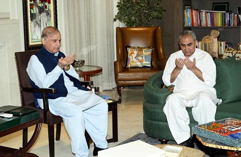Prime Minister Muhammad Shehbaz Sharif offering fateha at residence of Interior Minister Mohsin Naqvi on demise of his maternal uncle