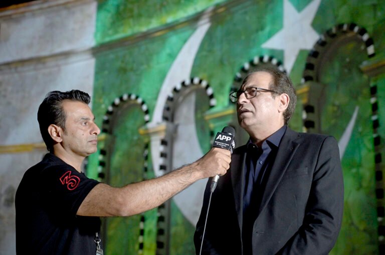 Federal Secretary for the Ministry of Information and Broadcasting Ashfaq Ahmed Khalil talks to the media at the unveiling ceremony of ‘Yadgar-e-Fatah’, a symbol of Pakistan’s victory in Marka-e-Haq, in the federal capital. A large number of people participated in the ceremony, which featured a musical programme along with an impressive projection mapping show highlighting the victory. The event was co-organized by the Ministry of Information and Broadcasting and the Capital Development Authority