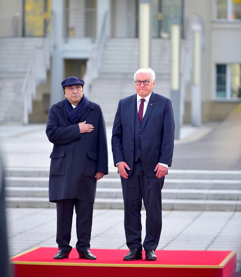 President Asif Ali Zardari along with German President Frank-Walter Steinmeier standing in respect of National Anthems of Pakistan and Germany during the Official Welcome Ceremony