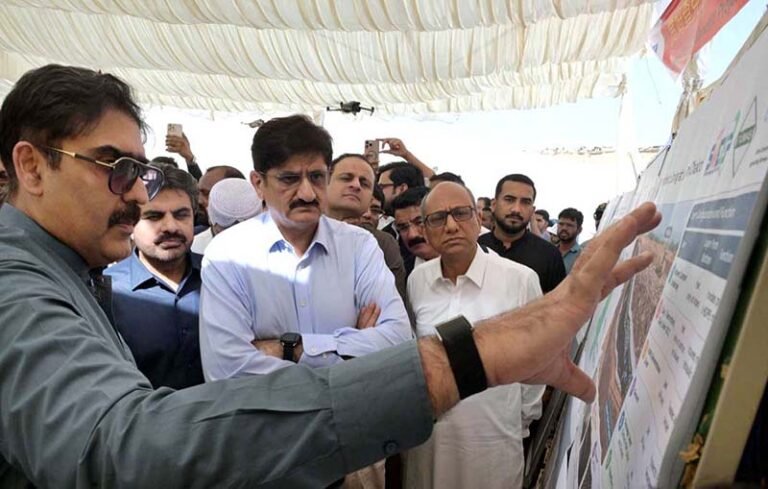 Sindh Chief Minister Syed Murad Ali Shah receives a briefing from Provincial Minister for Local Government Syed Nasir Hussain Shah and Project Director Usman Moazzam on the progress, operational arrangements and environmental safeguards of the sanitary engineered landfill project at Jam Chakro