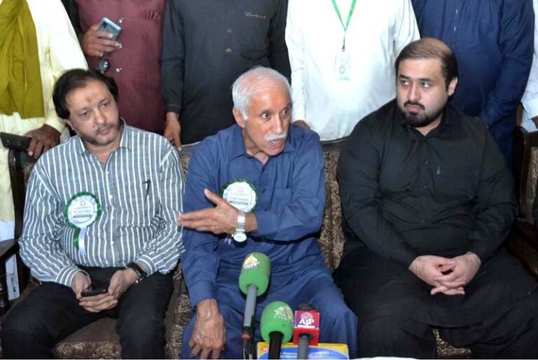 Federal Minister for the Board of Investment Qaiser Ahmed Sheikh talks to media persons at a free medical camp organised by Islamia Hospital Chiniot at Chak No. 150, Khokhrawala, in Tehsil Bhowana