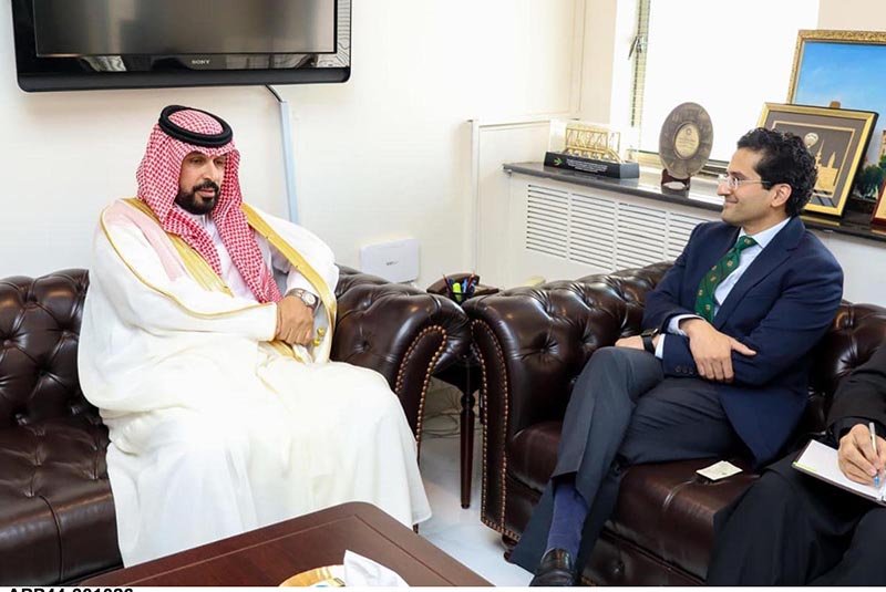 Federal Minister for Petroleum Ali Pervaiz Malik held a meeting with the new Ambassador of Saudi Arabia to Pakistan Dr. Rajeh bin Tami Al-Baqami.