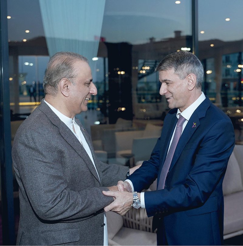 Ambassador of Azerbaijan Irfan Davudov calls on Federal Minister for Communications Abdul Aleem Khan