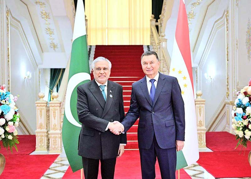 Deputy Prime Minister/Foreign Minister Senator Mohammad Ishaq Dar calling on the Prime Minister of the Republic of Tajikistan, H.E. Qohir Rasulzoda