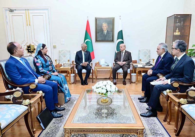 Prime Minister Muhammad Shehbaz Sharif meets President of the Maldives Muhammad Muizzu