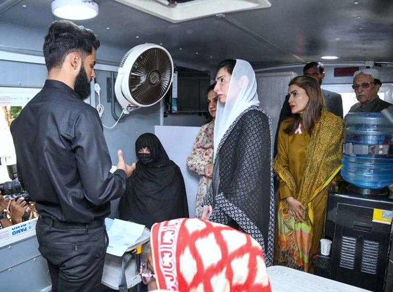 First Lady Bibi Asifa Bhutto Zardari visiting a Mobile Registration Van during her visit to the Benazir Income Support Programme (BISP) Headquarters.