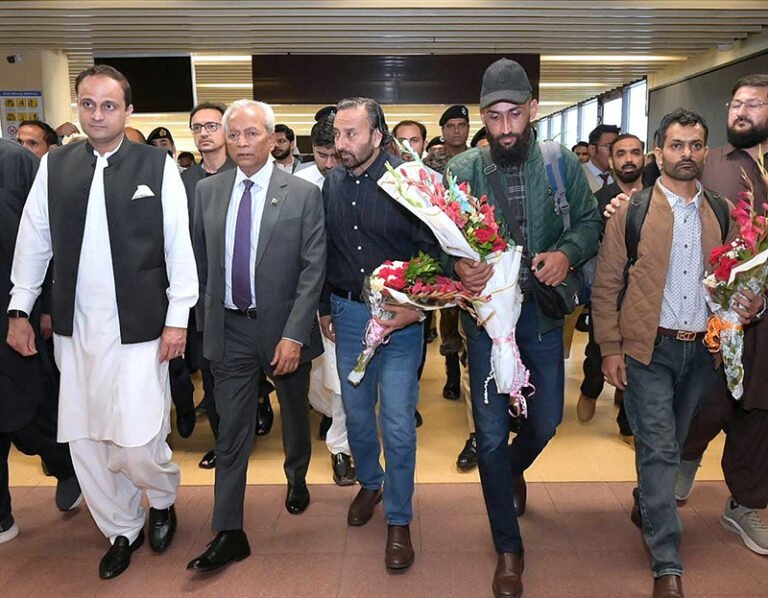 Sindh Governor Syed Muhammad Nehal Hashmi is welcoming Pakistani citizens Muhammad Yasin, Imran Ali and Syed Hussain Yousuf, who were released from captivity by Somali pirates, upon their return to their homeland at Karachi Airport. Mayor Karachi Murtaza Wahab is also present