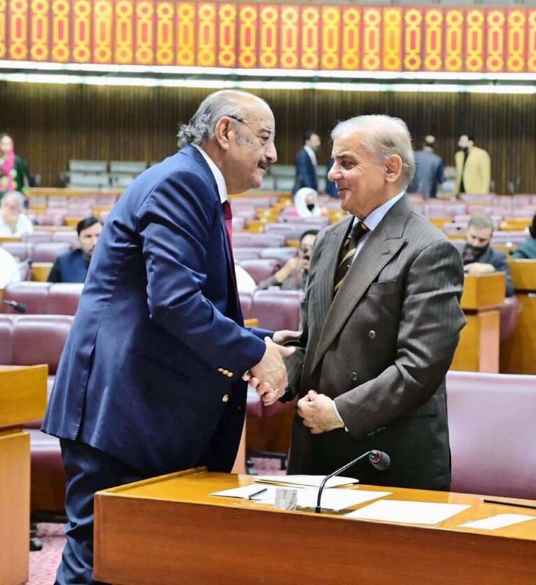 Prime Minister Muhammad Shehbaz Sharif meets with the Parliamentarians at the Joint session of the Parliament.