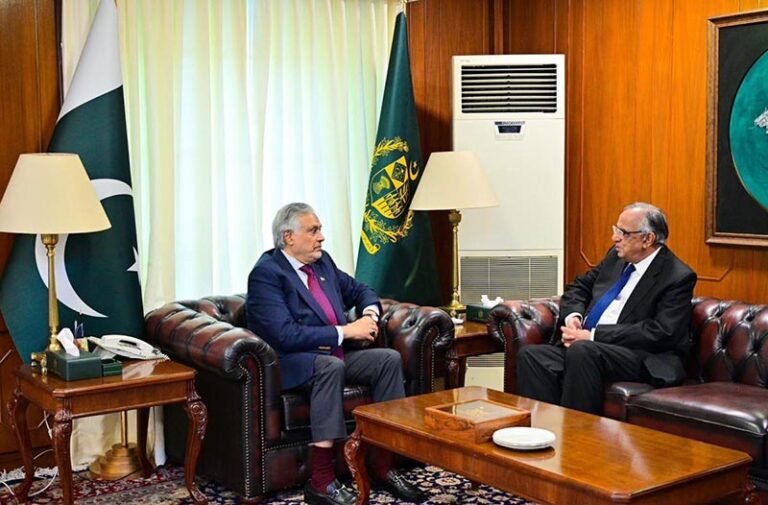 Deputy Prime Minister/Foreign Minister Senator Mohammad Ishaq Dar meeting Federal Tax Ombudsman, Mr. Zafar ul Haq Hijazi, at the Ministry of Foreign Affairs