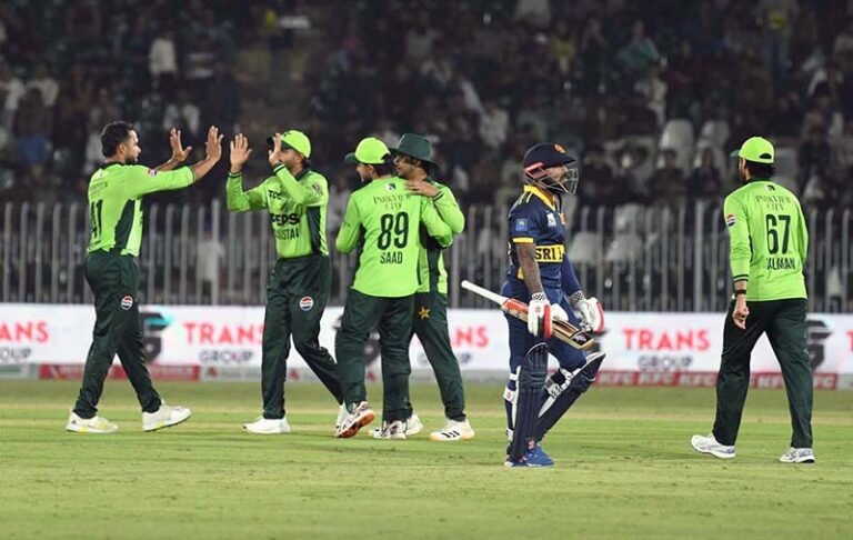 Pakistani players celebrate after taking a wicket Sri Lankan Kusal Mendis during the Tri-Nation Series cricket match between Pakistan and Sri Lanka at Rawalpindi Cricket Stadium
