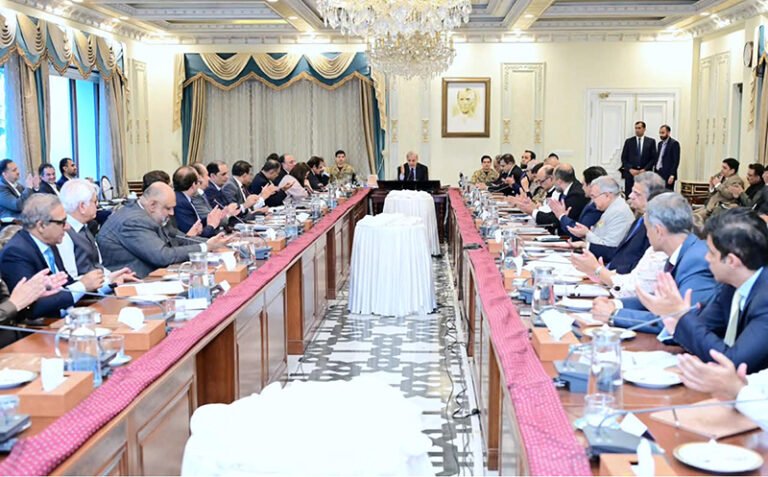Prime Minister Muhammad Shehbaz Sharif hosts a hi-tea in the honour of the Federal Ministers and Officers who contributed in the success of Prime Minister’s Fuel Subsidy Scheme.