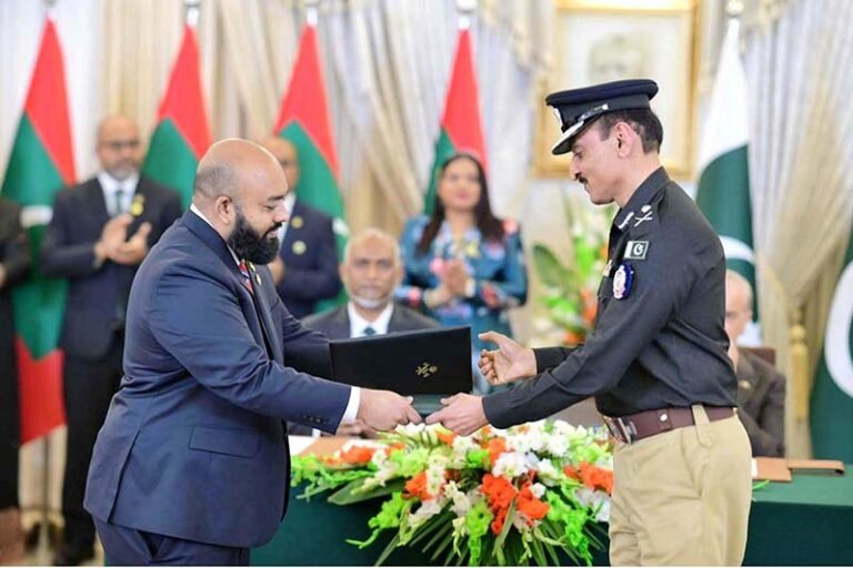 President of Maldives Dr. Mohamed Muizzu and Prime Minister of Pakistan Muhammad Shehbaz Sharif witnesses the exchange of MoUs between Pakistan and Maldives in various sectors at a ceremony in Prime Minister’s House