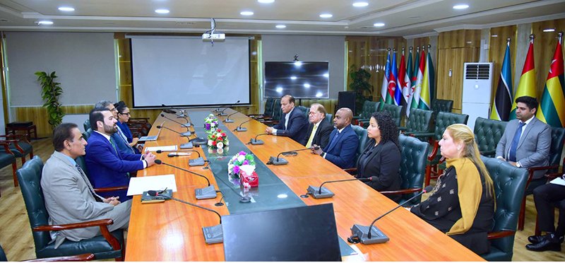 A delegation of the Human Rights Commission of the Maldives call on Minister of State for Law & Justice Barrister Aqeel Malik at the Ministry of Human Rights, to discuss bilateral cooperation in human rights. NCHR Chairperson Rabiya Javeri Agha and Secretary MoHR Abdul Khalique Shaikh are also present