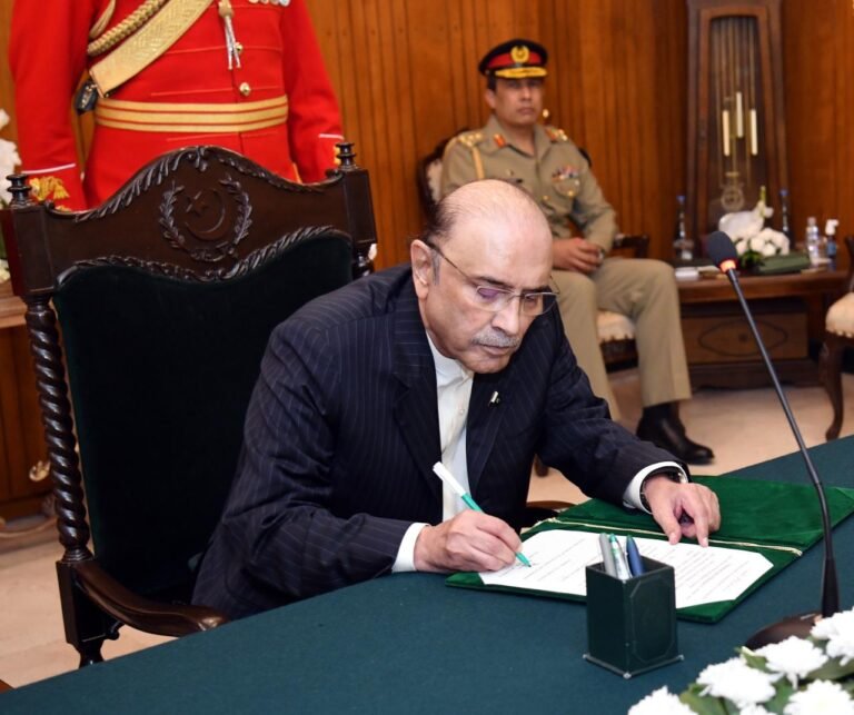 President commends security forces as 18 terrorists killed in KP, Balochistan operations