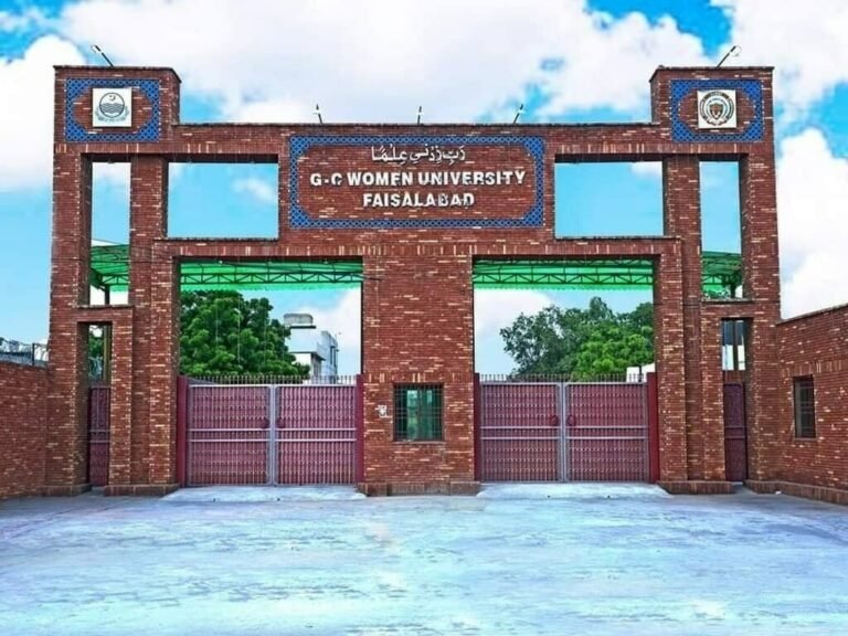 Women University Faisalabad organises 1st convention