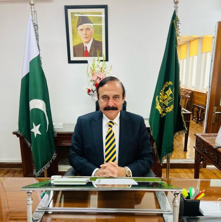 Dr. Tariq Fazal greets Chinese leadership on National Day