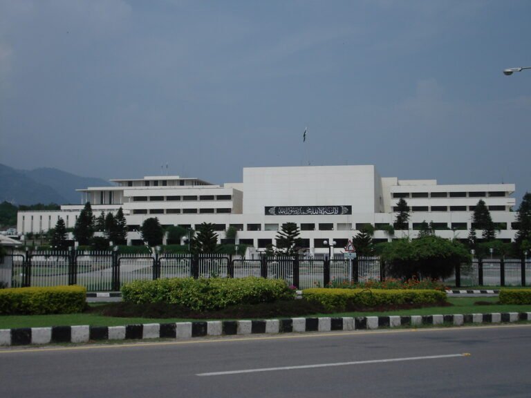Parliament offers Fateha for Peshawar school roof collapse victims