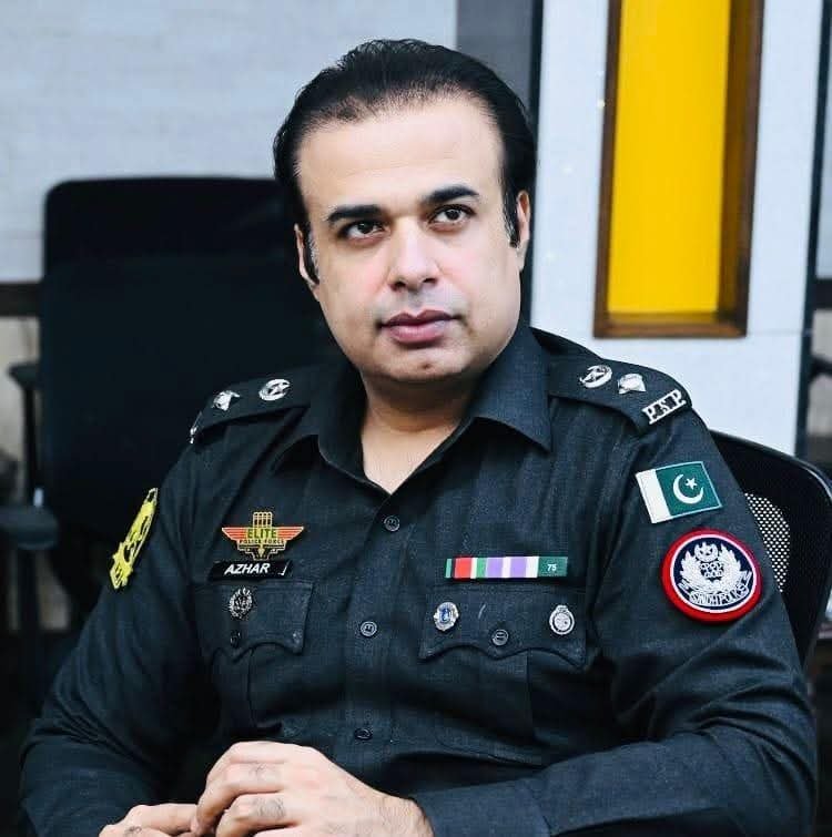Actions against accused fleeing from the law will continue without any interruption: SSP Larkana