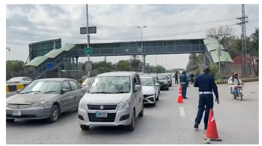Rawalpindi Traffic Police Launches Digital Survey, Records movement of 47,896 vehicles