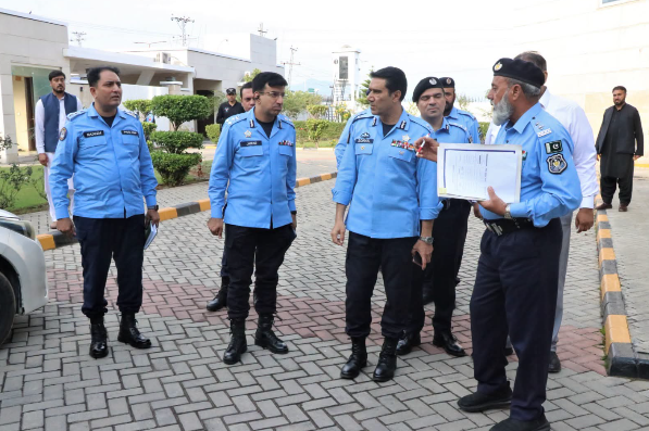 IGP Sohail visits Police Lines Headquarters, inspects official vehicles