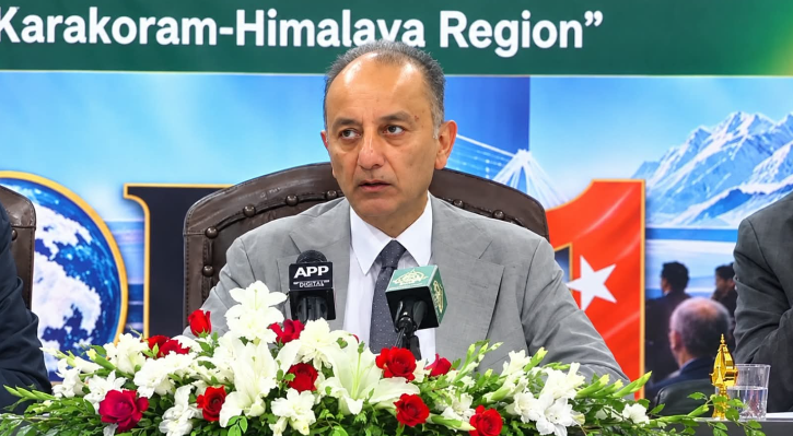 Pakistan calls for joint global research on glaciers and mountain risks