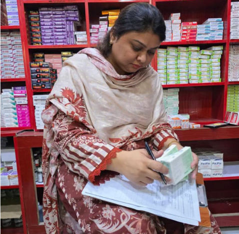Pharmacists to undergo strict licence checks