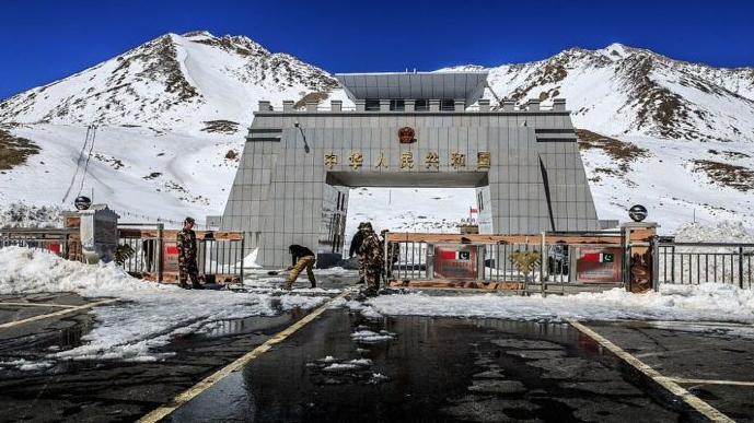 Pakistan, China sign agreement to operationalize green channel at sost-khunjerab border for agricultural