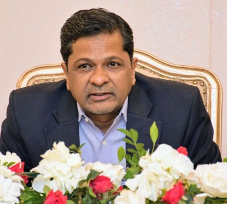 Commissioner directs DCs to continue campaign against encroachments, illegal  parking