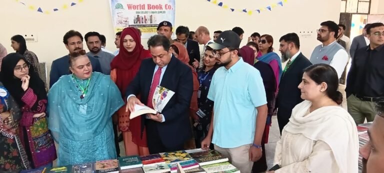 Commissioner urges students to maximize affiliation with books; calls for institutional focus on library culture