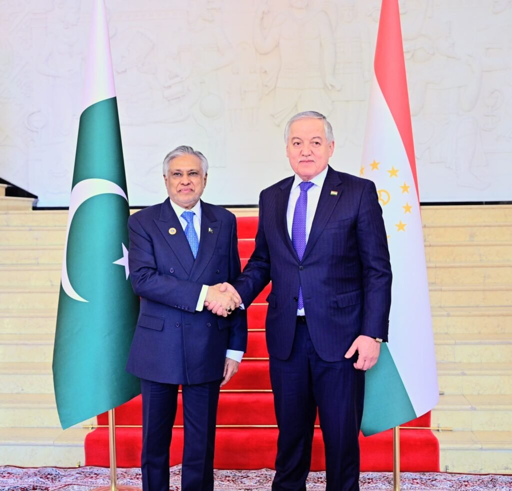 DPM/FM Dar, Tajik FM Muhriddin reaffirm longstanding brotherly ties between two countries