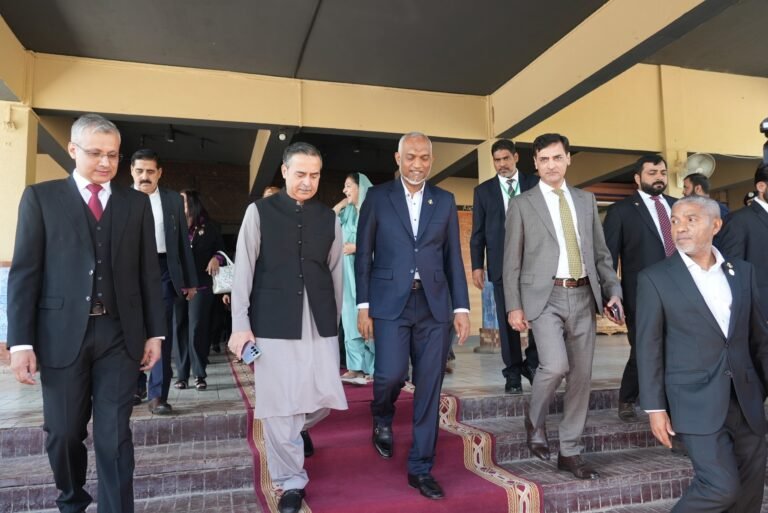 Maldives President, First Lady explore Pakistan’s rich cultural heritage at Lok Virsa