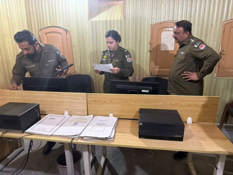 SP Saddar conducts surprise visits to Chakri Police Station, Chak Belly Post